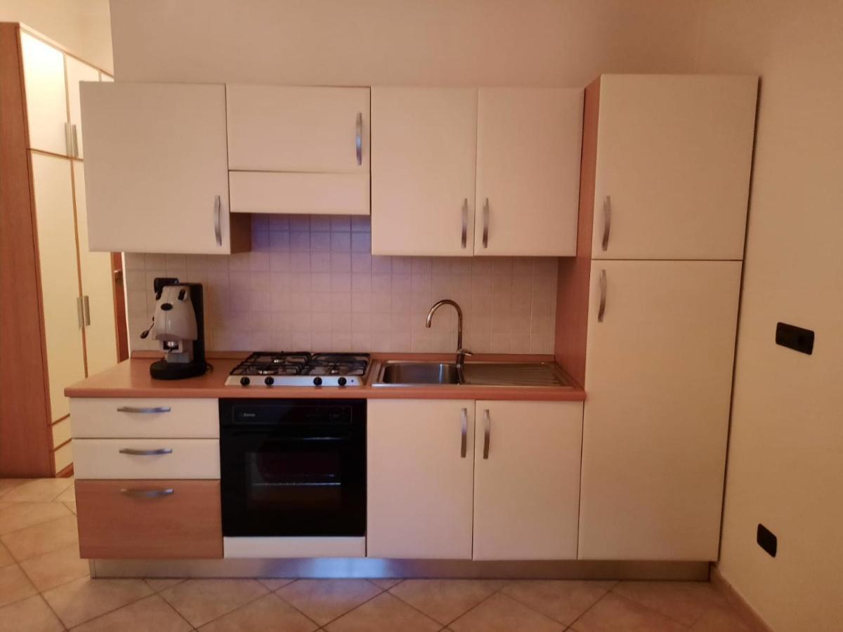 Guest House Via Poerio Катандзаро Екстериор снимка