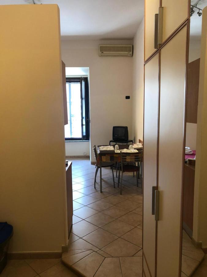 Guest House Via Poerio Катандзаро Екстериор снимка