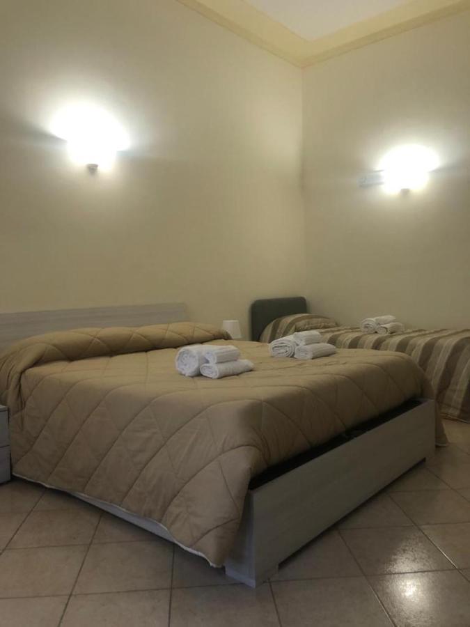 Guest House Via Poerio Катандзаро Екстериор снимка